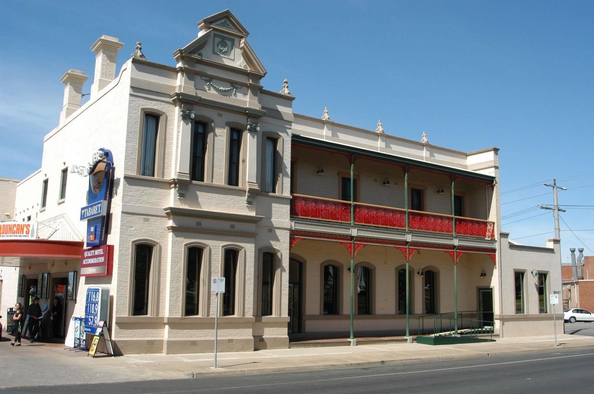 Mitchell River Tavern Bairnsdale Exterior photo